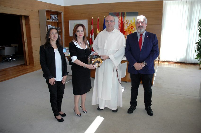 Encuentro con la Presidenta de las Cortes de Castilla y León